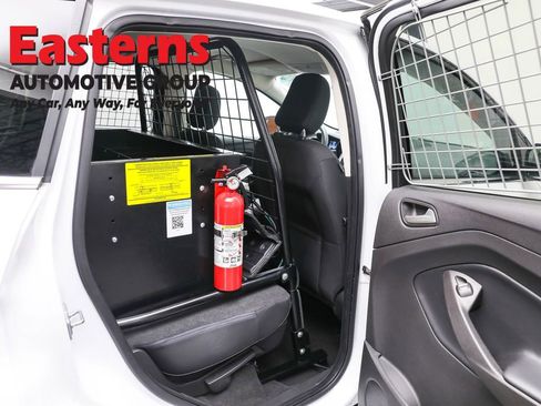 Used 2019 Ford Escape SE image 25