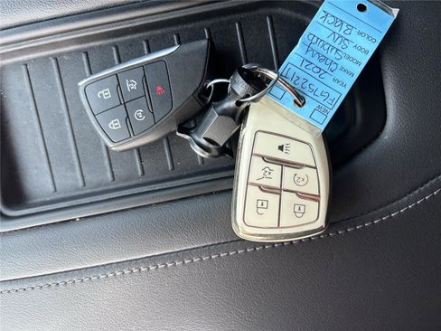 Used 2021 Chevrolet Suburban LS image 48