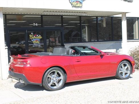 Used 2015 Chevrolet Camaro SS w/ RS Package RWD image 29