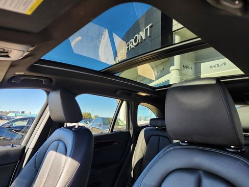 Used 2022 BMW X1 xDrive28i image 12