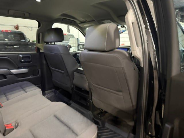 Used 2017 Chevrolet Silverado 2500 LT w/ Midnight Edition AWD/4WD image 15