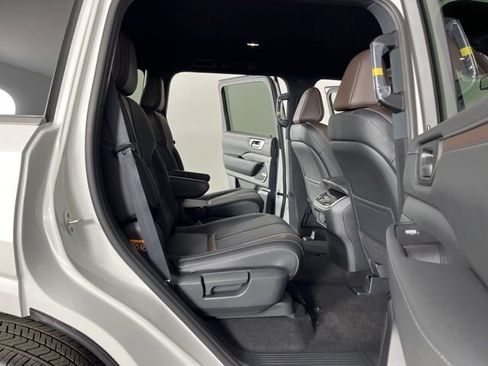 New 2026 Nissan Armada SL w/ Captain's Chari Seat Package RWD image 48