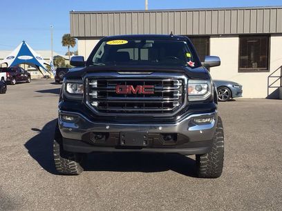Used 2018 GMC Sierra 1500 SLT w/ SLT Premium Package