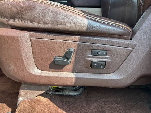 Used 2016 RAM 1500 Laramie Longhorn AWD/4WD image 18