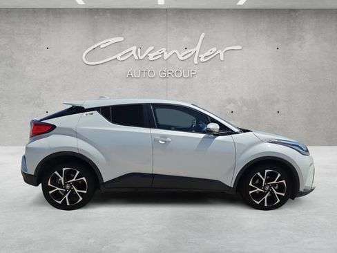 Used 2021 Toyota C-HR XLE FWD image 17