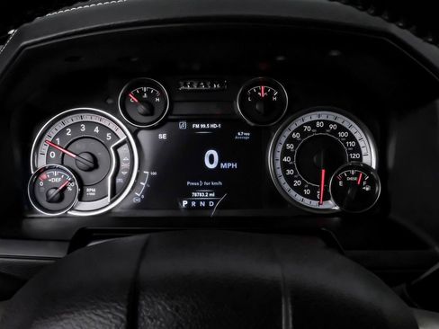 Used 2018 RAM 3500 Laramie image 24