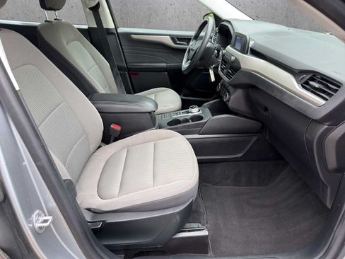 Used 2022 Ford Escape S AWD/4WD image 19