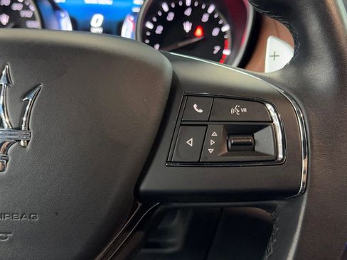 Used 2017 Maserati Levante S image 44