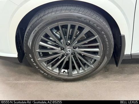 Used 2025 Lexus RX 350h AWD/4WD image 9