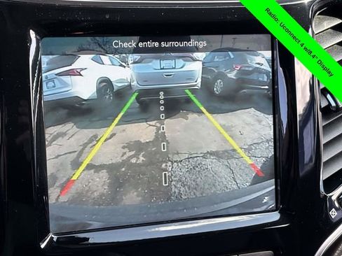 Used 2021 Jeep Cherokee Limited w/ Mopar Interior Package image 20