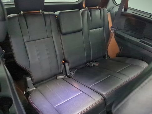 Used 2017 Dodge Grand Caravan GT FWD image 30