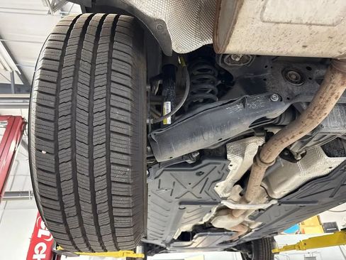 Used 2017 Mercedes-Benz GLC 300 4MATIC image 33