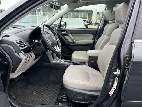 Used 2018 Subaru Forester 2.5i Limited AWD/4WD image 18