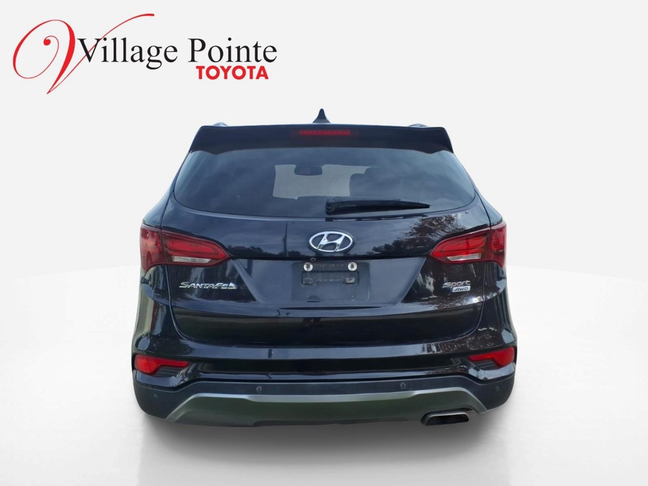 Used 2017 Hyundai Santa Fe Sport w/ 2.4L Tech Package 04 AWD/4WD image 3