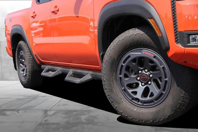 Certified 2025 Nissan Frontier PRO-4X w/ Pro Convenience Package AWD/4WD image 3