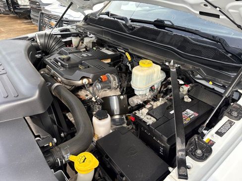 Used 2022 RAM 5500 Tradesman AWD/4WD image 42