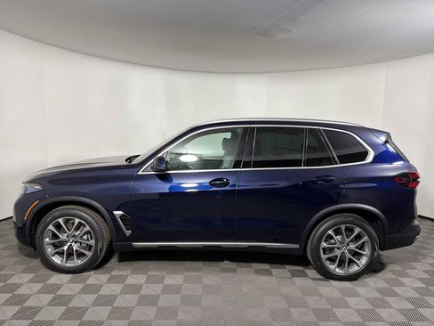 New 2026 BMW X5 xDrive40i w/ Climate Comfort Package image 4