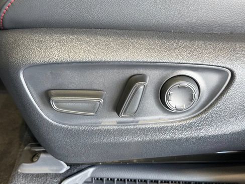 New 2026 Toyota Sienna XSE FWD image 18