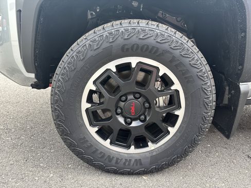 New 2026 Toyota Tacoma 4x4 Double Cab image 10
