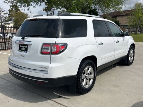 Used 2016 GMC Acadia SLE image 3
