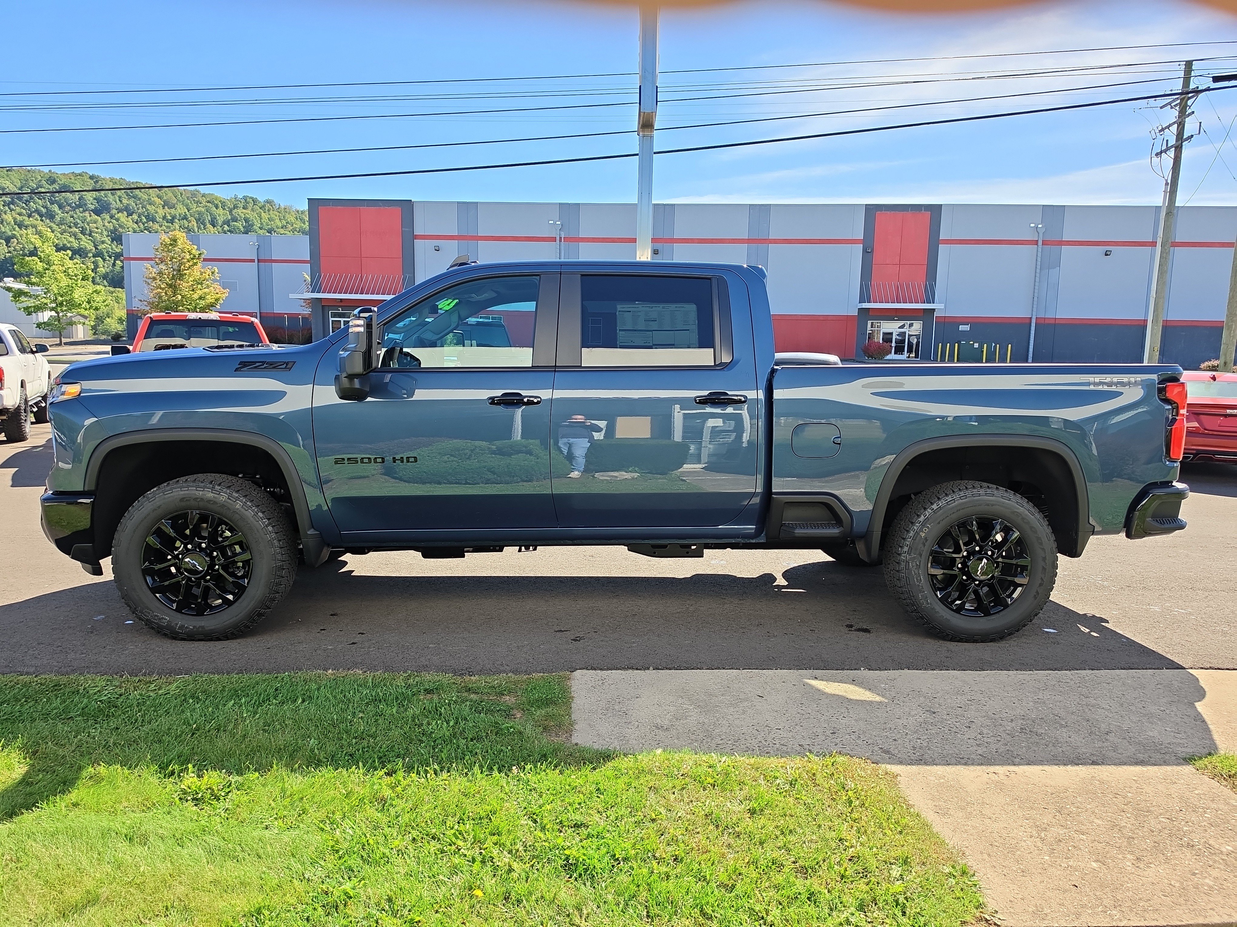 New 2026 Chevrolet Silverado 2500 LT w/ Trail Boss Package AWD/4WD image 7