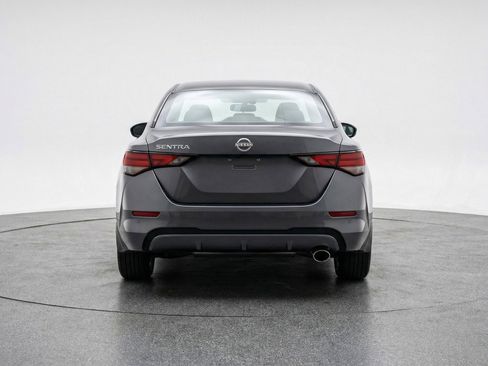 Used 2025 Nissan Sentra S FWD image 7
