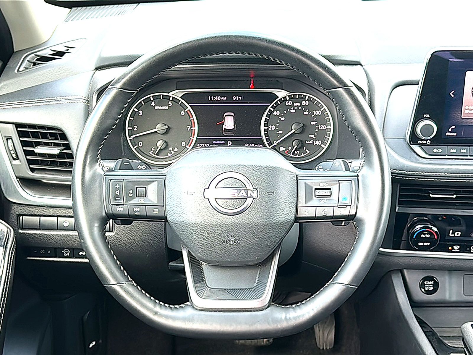 Used 2025 Nissan Rogue SV FWD image 29