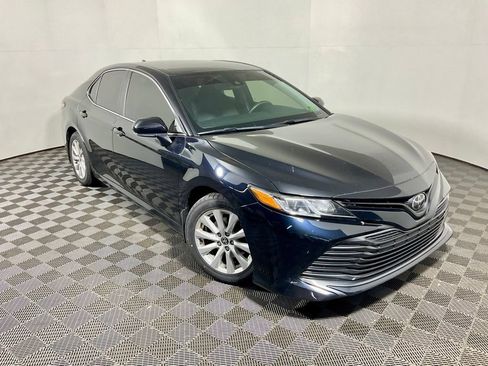 Used 2020 Toyota Camry LE w/ Convenience Package AWD/4WD image 5