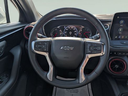 Used 2023 Chevrolet Blazer RS AWD/4WD image 11