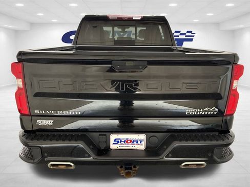 Used 2021 Chevrolet Silverado 1500 High Country w/ Technology Package image 5