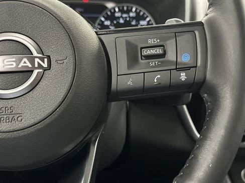 Used 2023 Nissan Rogue SL w/ SL Premium Package FWD image 18