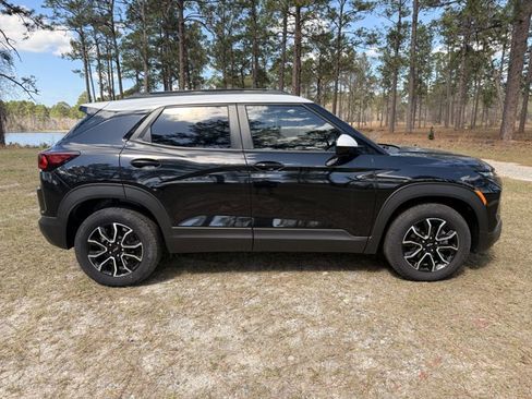 New 2025 Chevrolet TrailBlazer ACTIV w/ Convenience Package image 6