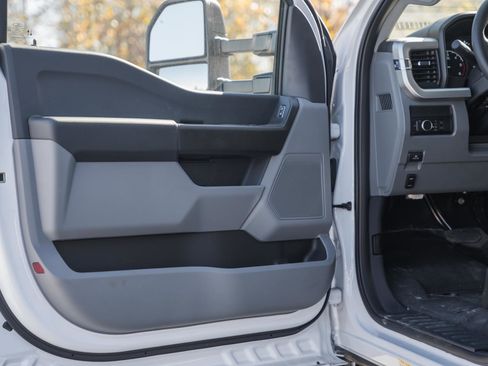 New 2024 Ford F550 4x4 Regular Cab Super Duty w/ Snow Plow Prep Package image 42