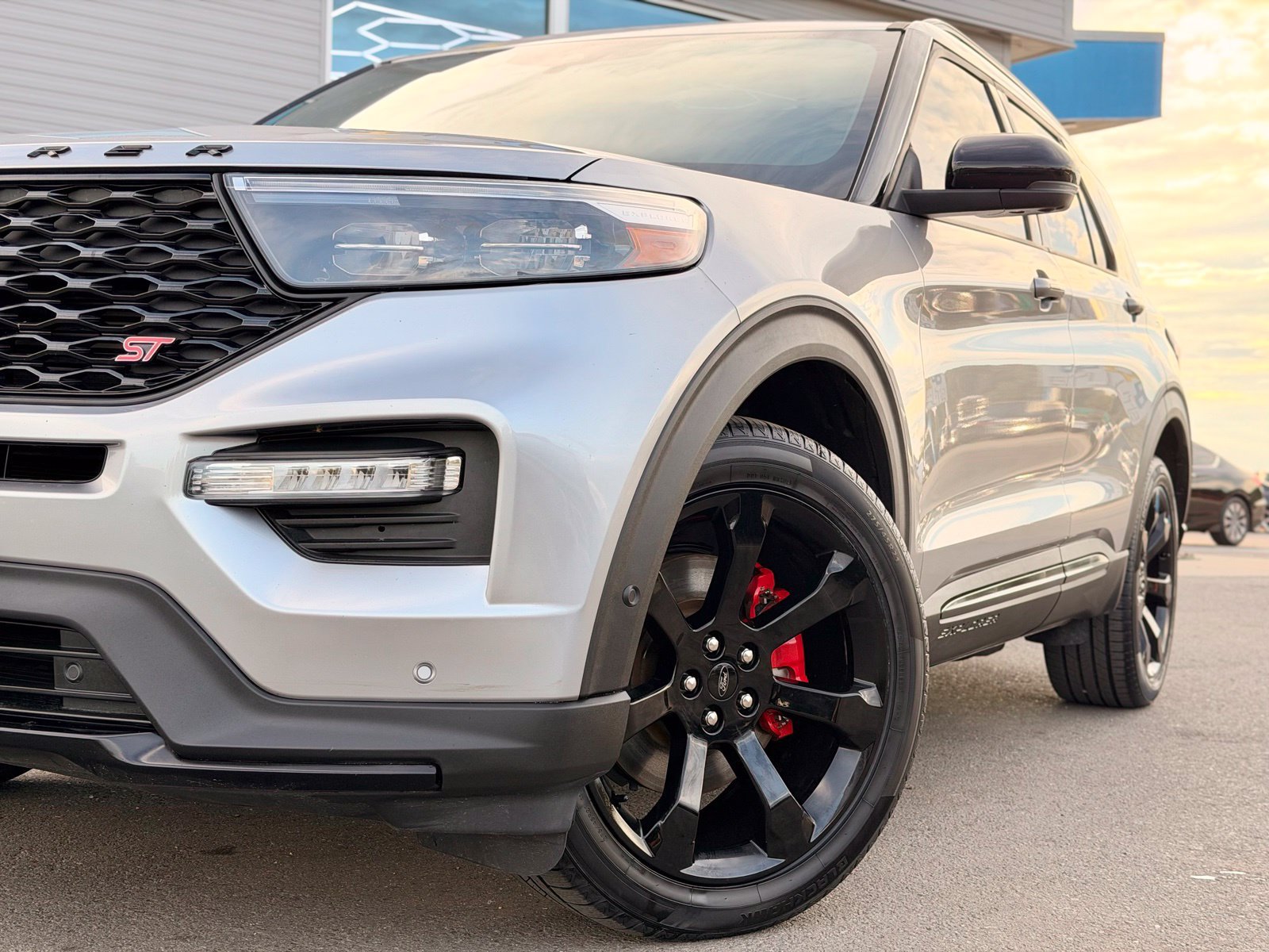 Used 2020 Ford Explorer ST w/ ST Street Pack AWD/4WD image 7