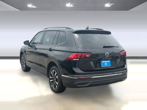 Used 2022 Volkswagen Tiguan S FWD image 3