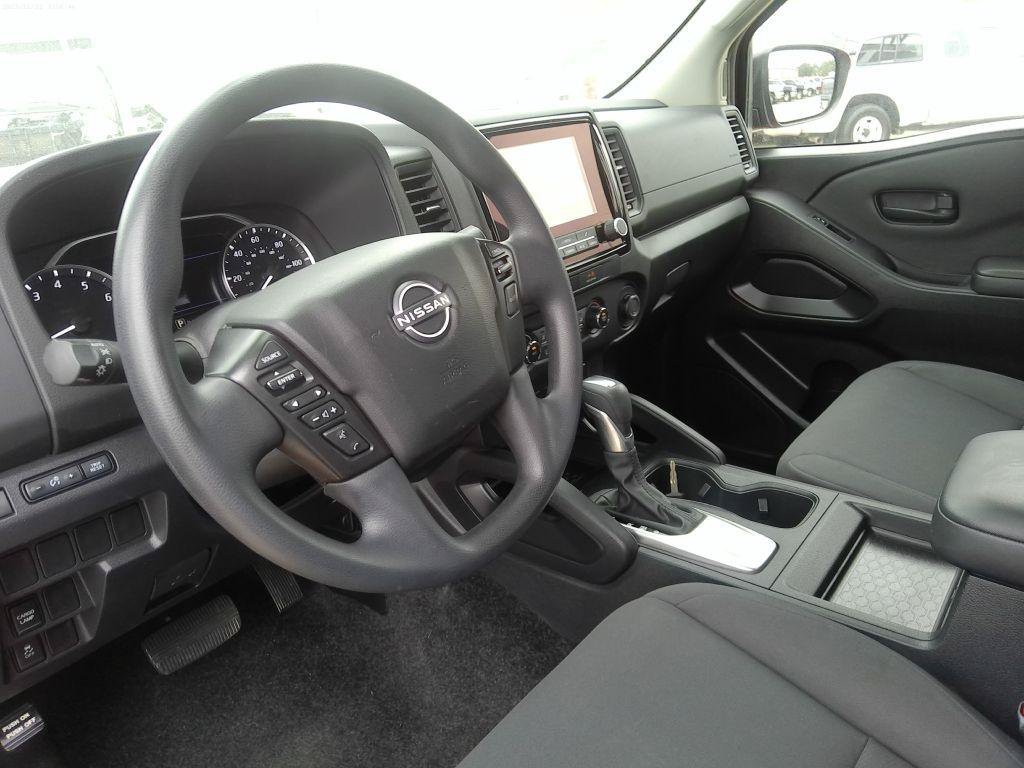 Used 2022 Nissan Frontier S RWD image 15