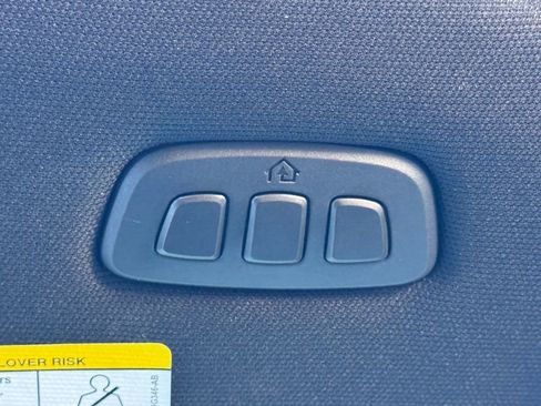 Used 2025 Ford F150 Platinum w/ Equipment Group 702A High image 26