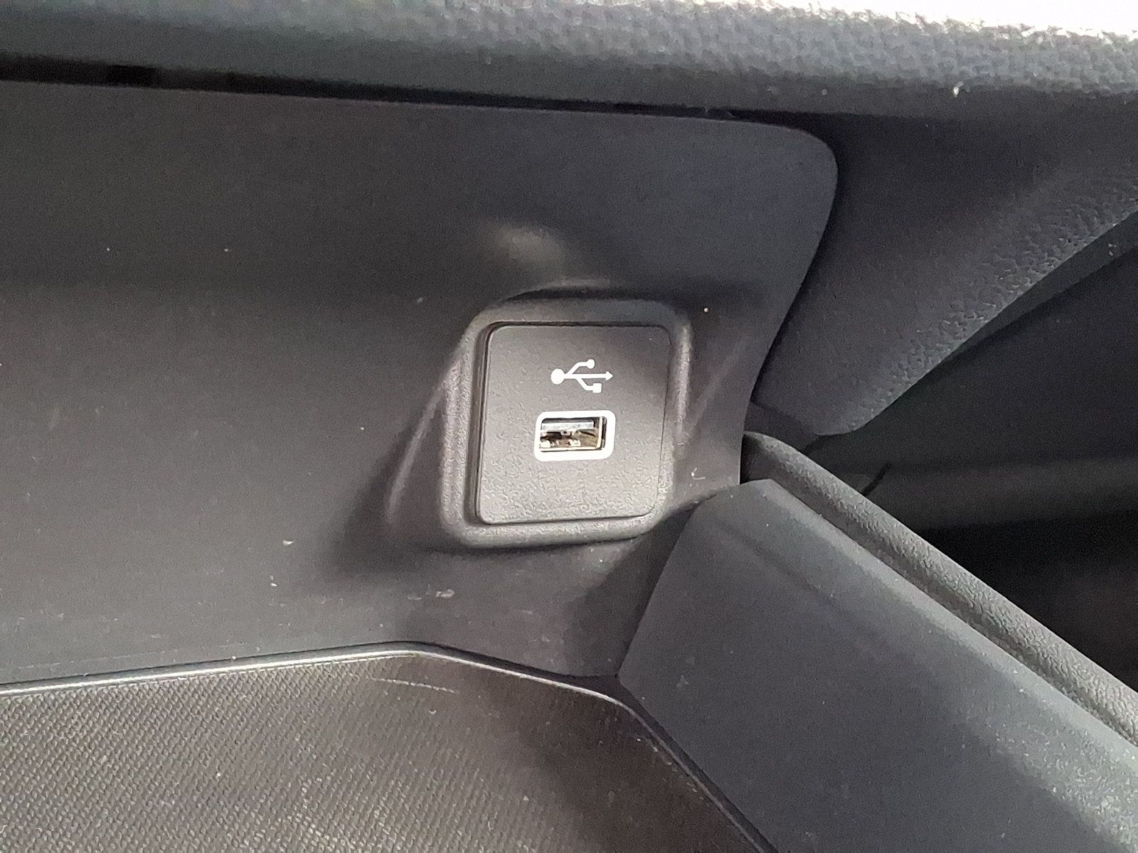 Used 2025 Honda HR-V Sport image 23