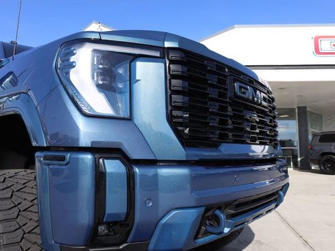 Used 2024 GMC Sierra 2500 Denali w/ Denali Reserve Package AWD/4WD image 21