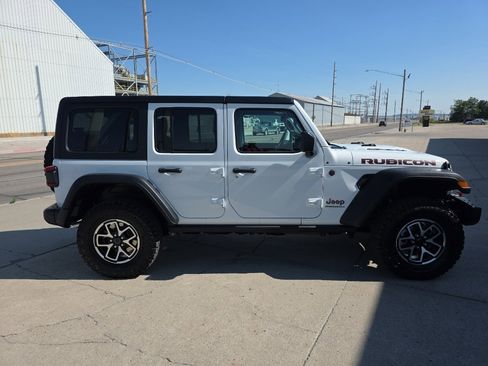 New 2025 Jeep Wrangler Unlimited Rubicon w/ Steel Bumper Group image 4