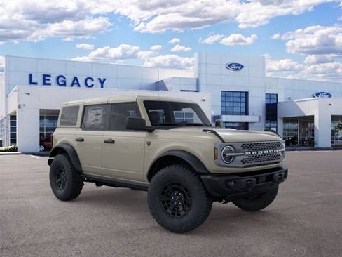 New 2026 Ford Bronco Badlands AWD/4WD image 7