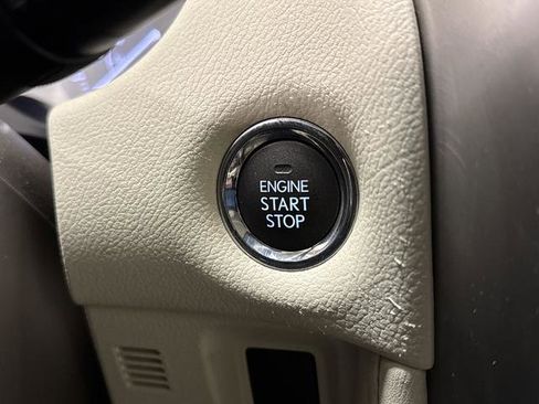 Used 2016 Lexus GX 460 w/ Premium Package image 22