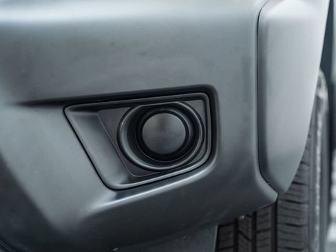 Used 2014 Toyota Tacoma PreRunner w/ Convenience Package RWD image 13
