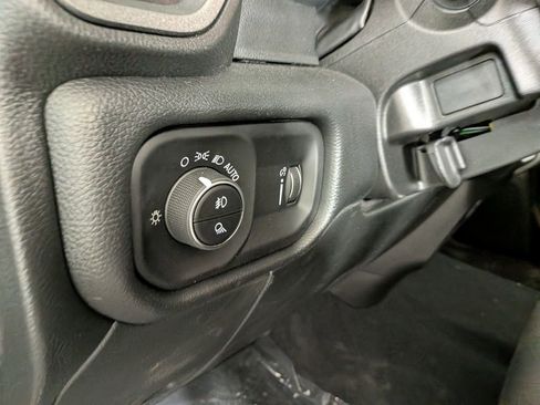 New 2026 RAM 3500 Tradesman AWD/4WD image 16