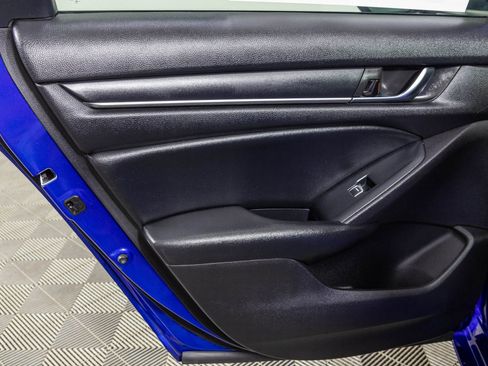 Used 2022 Honda Accord Sport image 37
