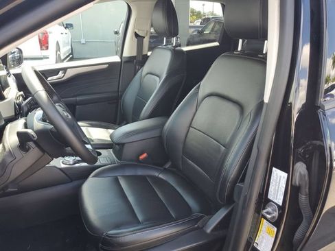 Certified 2022 Ford Escape SEL w/ Technology Package FWD image 18