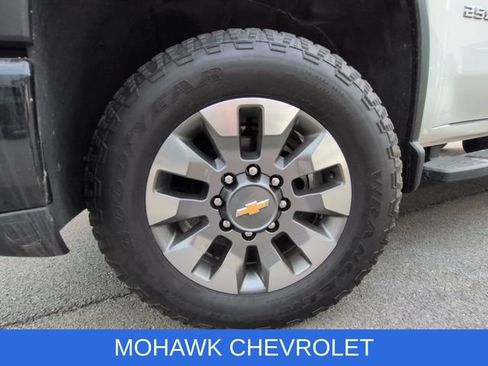 Certified 2025 Chevrolet Silverado 2500 Custom w/ Custom Convenience Package AWD/4WD image 33