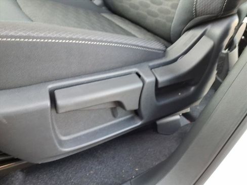 New 2025 Nissan Pathfinder S image 25