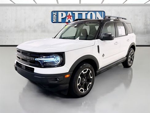 Used 2024 Ford Bronco Sport Outer Banks w/ Tech Package AWD/4WD image 3