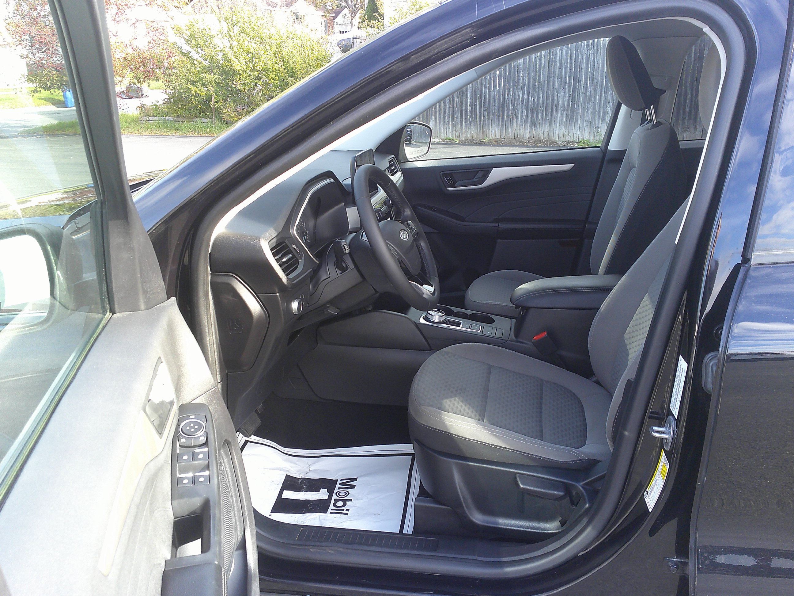 Used 2022 Ford Escape SE w/ Cold Weather Package AWD/4WD image 16